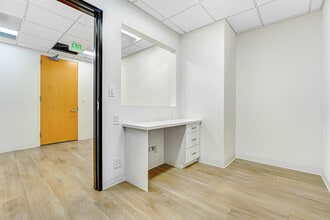 11600 Wilshire Blvd, Los Angeles, CA for lease Interior Photo- Image 2 of 6