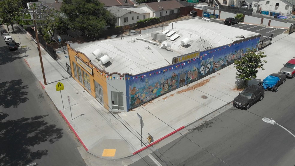 1383 Murchison St, Los Angeles, CA for sale - Building Photo - Image 1 of 1