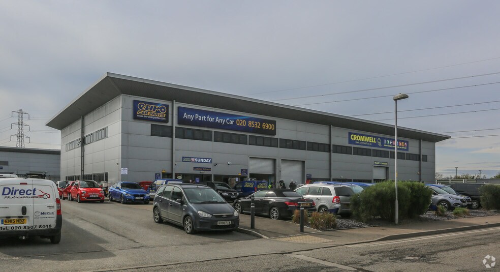 Quay Rd, Barking à louer - Photo principale - Image 1 de 1