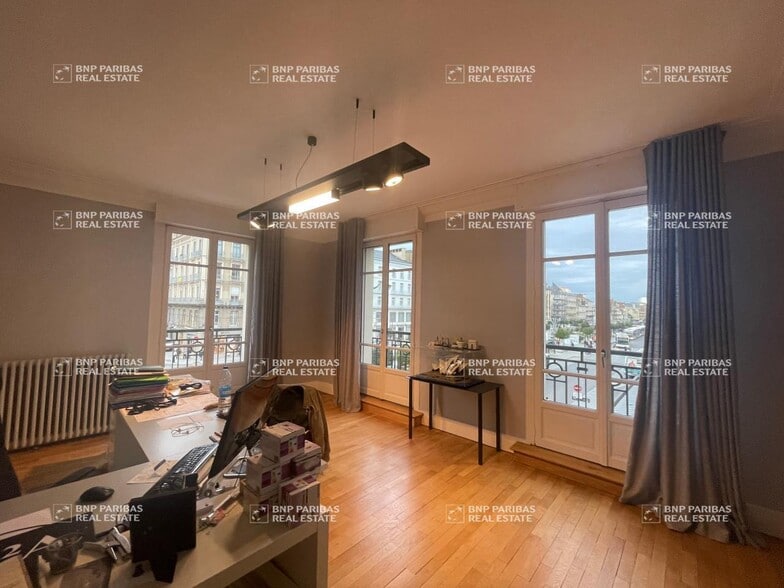 Office in Rennes for lease - Interior Photo - Image 3 of 7