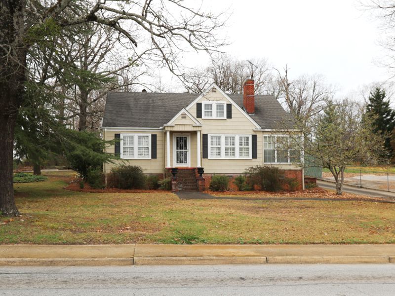 709 N Main St, Greer, SC for sale Building Photo- Image 1 of 1