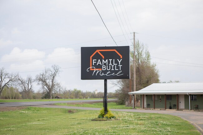 More details for 6199 Highway 165, Columbia, LA - Hospitality for Sale