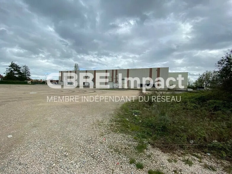 54 Avenue Du General De Gaulle, Genlis for sale - Building Photo - Image 2 of 10