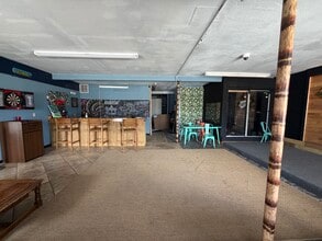 11600 Seminole Blvd, Largo, FL for lease Interior Photo- Image 2 of 2