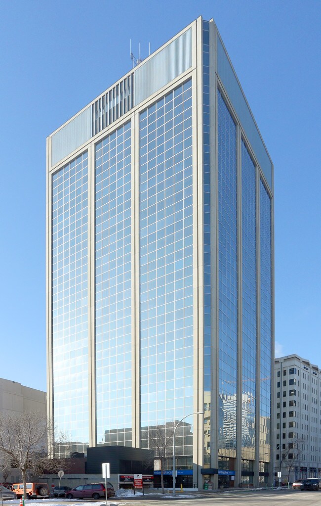 Plus de détails pour 9803 102A Ave, Edmonton, AB - Bureau à vendre