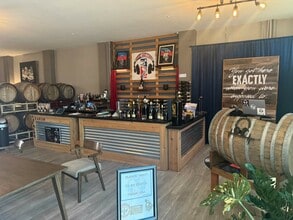 31441 NW Commercial St, North Plains, OR for lease Interior Photo- Image 2 of 2