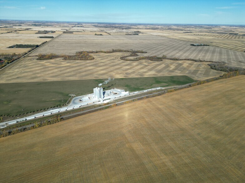 Range Road 200, Lamont, AB à vendre - Photo du bâtiment - Image 3 de 3