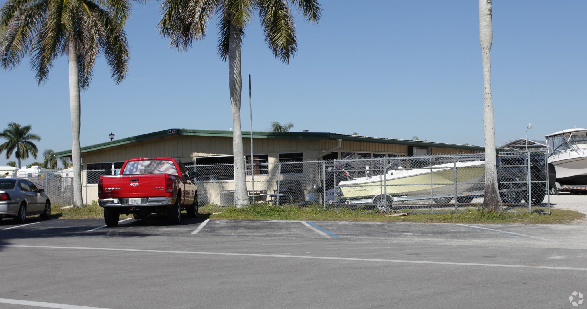 16394 San Carlos Blvd, Fort Myers, FL for lease Primary Photo- Image 1 of 5