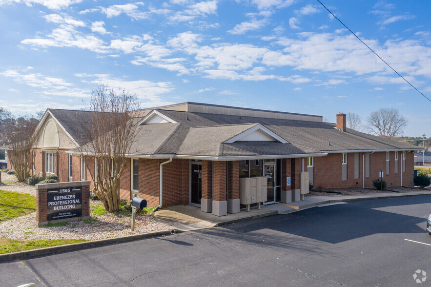 1565 Ebenezer Rd, Rock Hill, SC for lease - Building Photo - Image 1 of 6