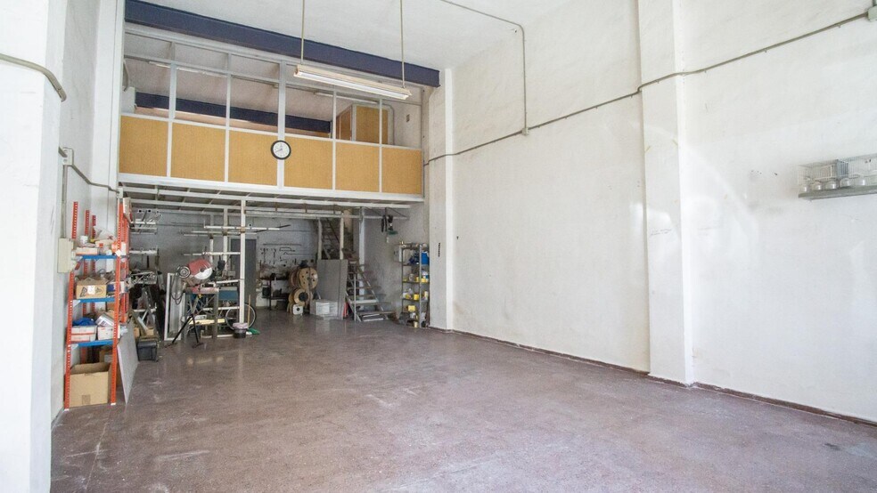 Retail in Elda, Alicante for sale - Interior Photo - Image 1 of 5