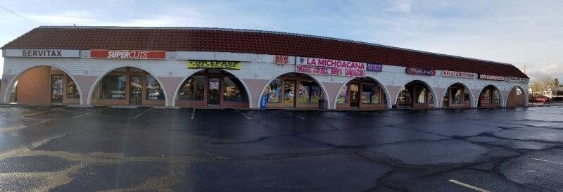 4545 E Tropicana Ave, Las Vegas, NV à louer - Photo du bâtiment - Image 3 de 7