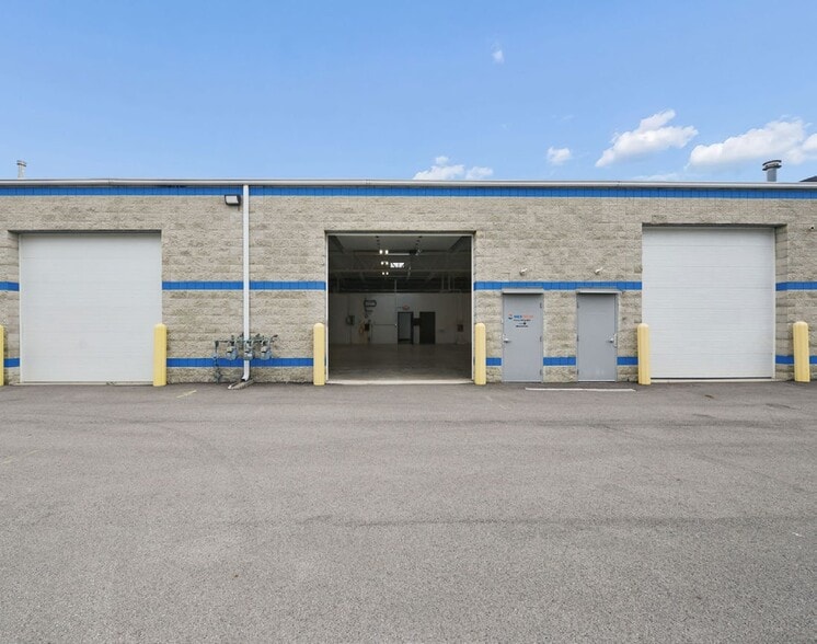 8350 Industrial Pky, Plain City, OH à louer - Photo du bâtiment - Image 3 de 12