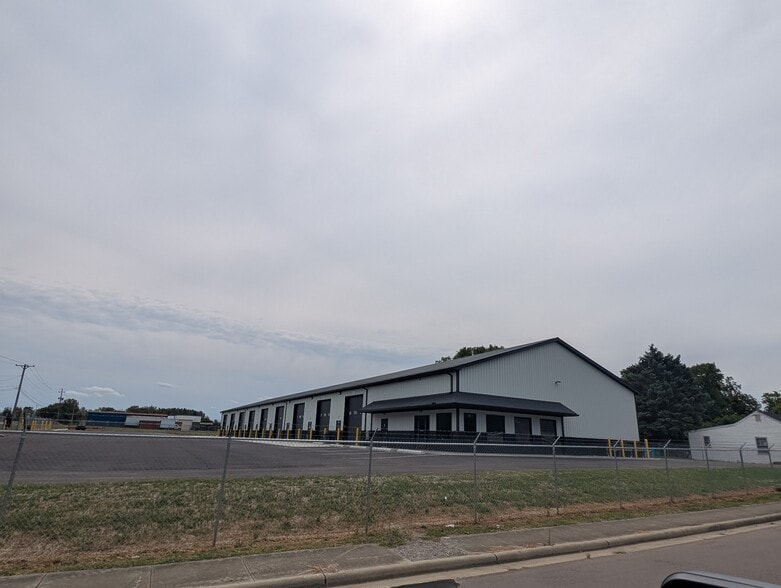 548 Robinson Rd SE, Washington Court House, OH for lease - Building Photo - Image 2 of 3