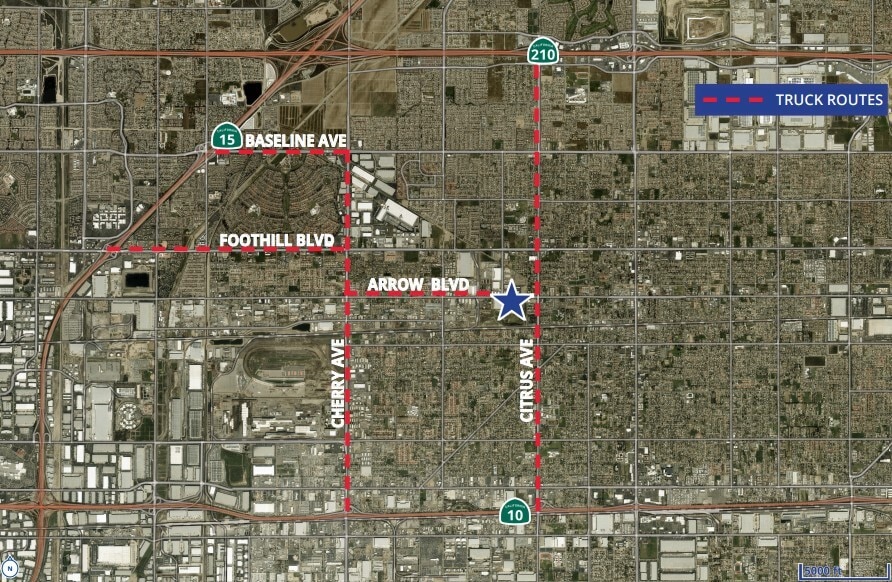 15885 Arrow Blvd, Fontana, CA à vendre - Photo du bâtiment - Image 2 de 2