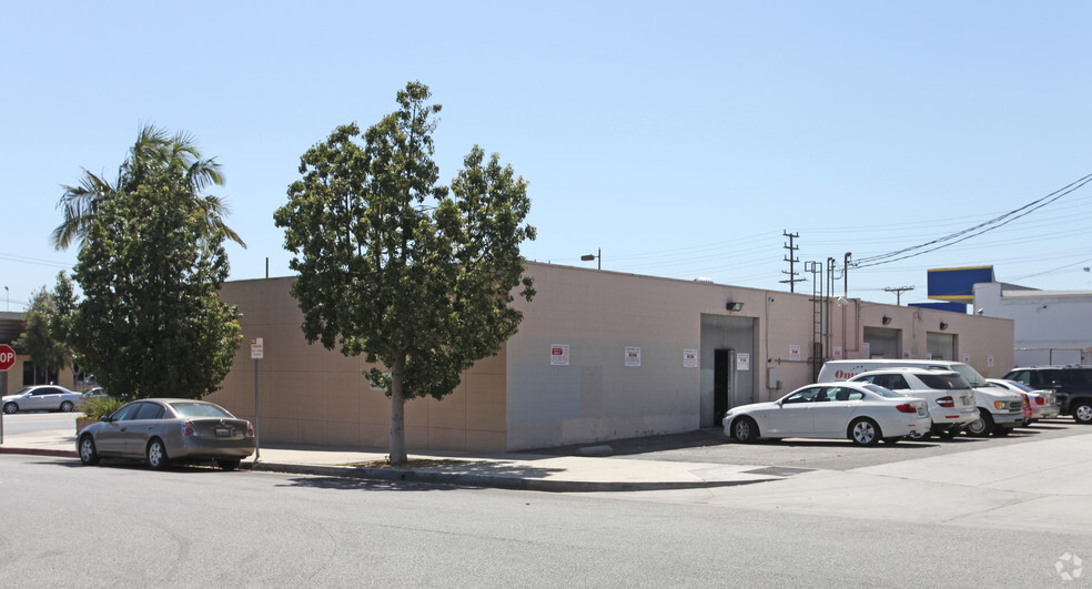 6728-6732 San Fernando Rd, Glendale, CA for lease - Building Photo - Image 2 of 8