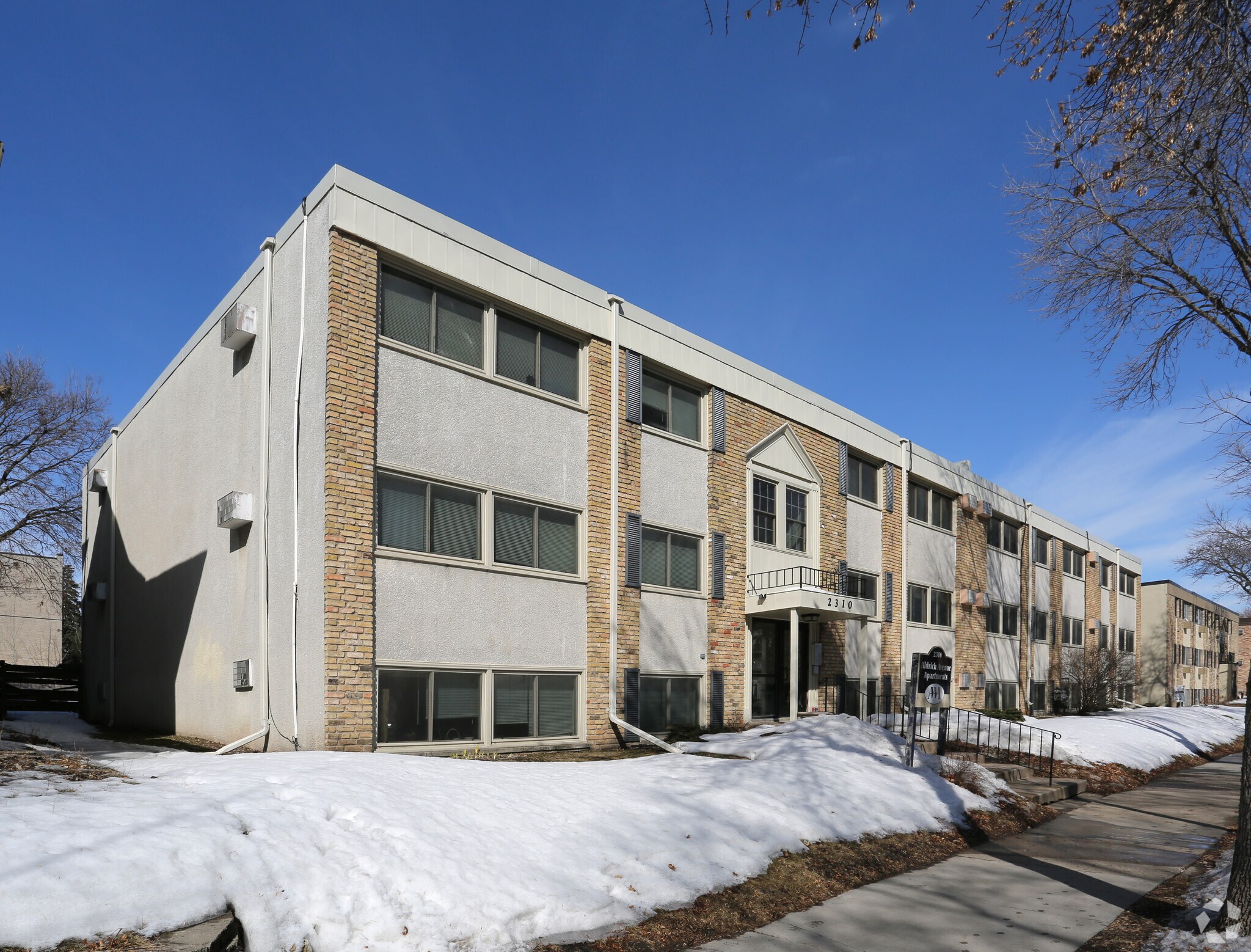 2310 Aldrich Ave S, Minneapolis, MN for sale Primary Photo- Image 1 of 1