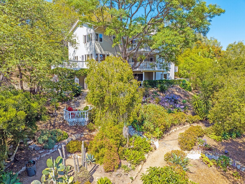 543 1/2 Arroyo Ave, Santa Barbara, CA for sale - Building Photo - Image 3 of 39