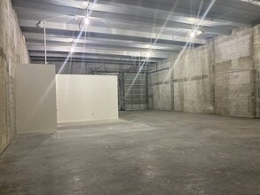 6901-6989 NW 82nd Ave, Miami, FL for lease Interior Photo- Image 2 of 14