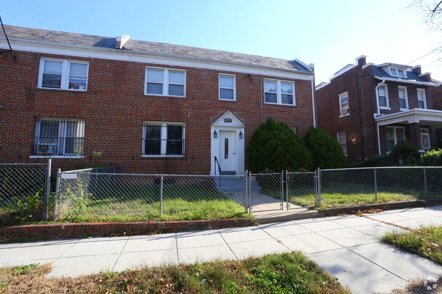 1620 21st Pl SE, Washington, DC for sale - Building Photo - Image 2 of 2