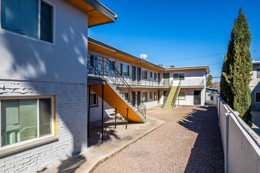 2201 Sunrise Ave, Las Vegas, NV à vendre - ProVideo LoopNet - Image 1 de 1