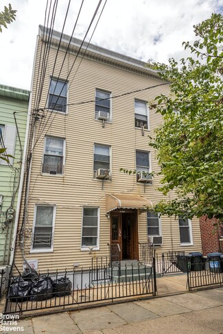 More details for 136 Highland Pl, Brooklyn, NY - Multifamily for Sale