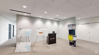 400 Cabot Dr, Hamilton, NJ à louer Numérisation 3D de Matterport- Image 1 de 15