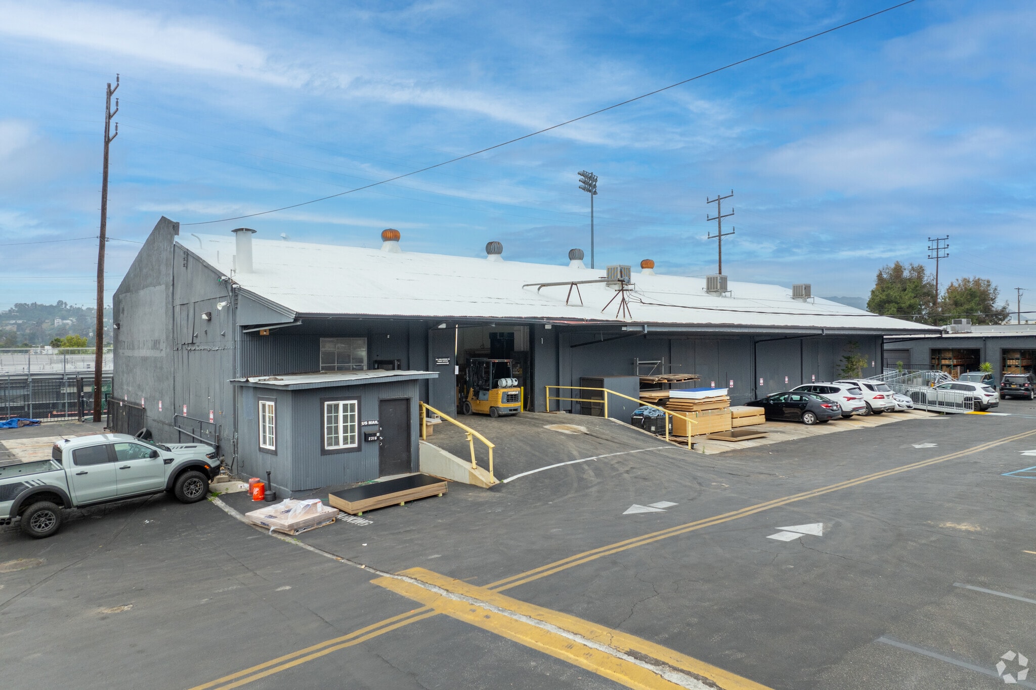 2316 N San Fernando Rd, Los Angeles, CA for lease Primary Photo- Image 1 of 12