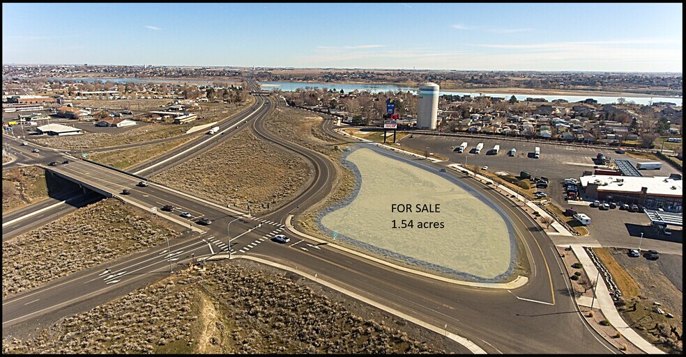 301 Wanapum Dr, Moses Lake, WA à vendre - Photo du bâtiment - Image 3 de 6