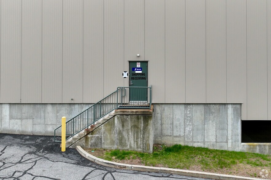 350R Myles Standish Blvd, Taunton, MA à louer - Photo du bâtiment - Image 3 de 4