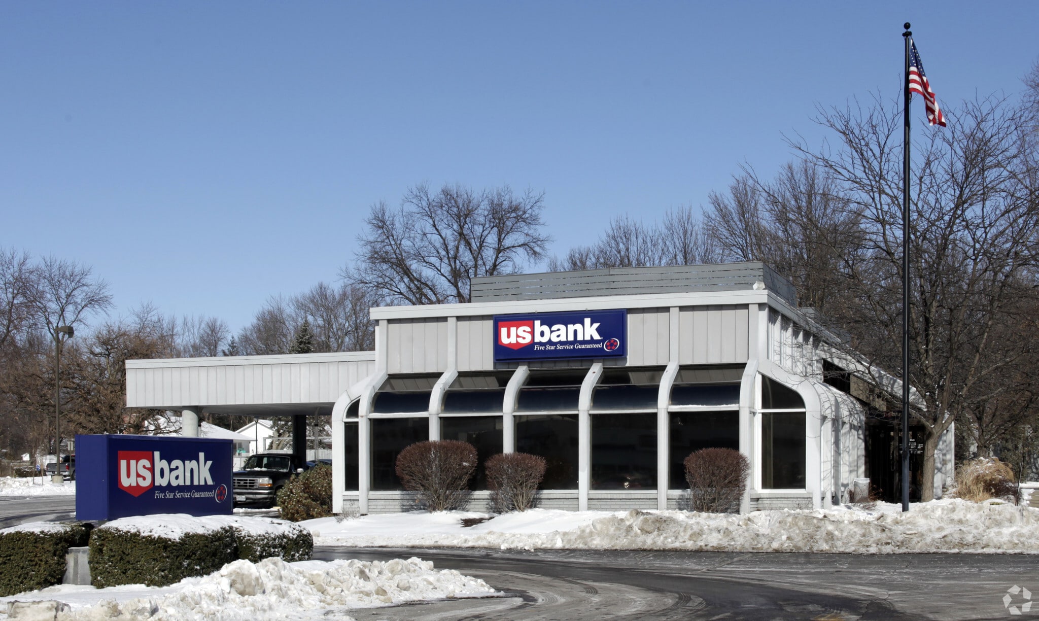 15215 Manchester Rd, Ballwin, MO for sale Primary Photo- Image 1 of 5