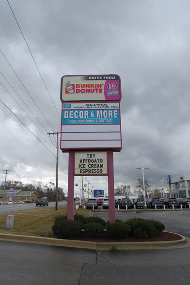 9222 Indianapolis Blvd, Highland, IN for lease - Building Photo - Image 3 of 4