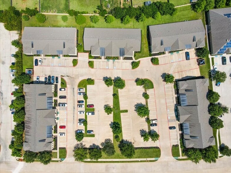 4841 Merlot Ave, Grapevine, TX for lease - Building Photo - Image 2 of 10