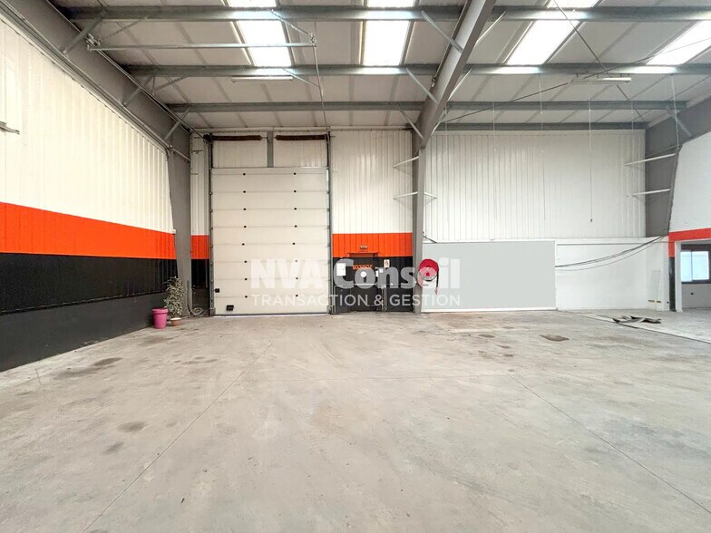 190 Chaussee Jules Cesar, Beauchamp à louer - Photo intérieure - Image 2 de 7