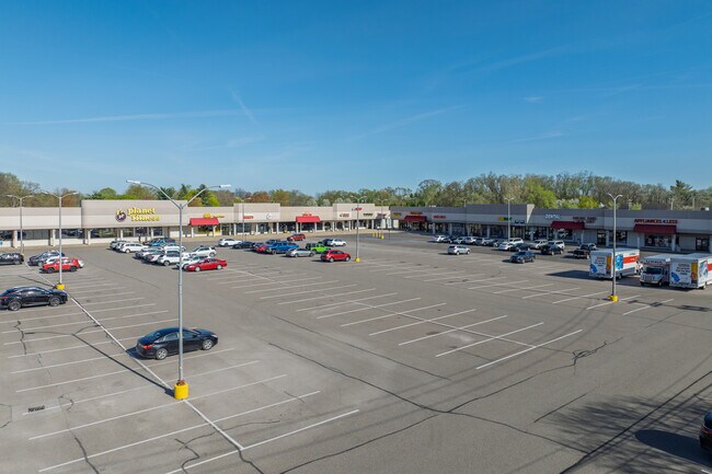 More details for 8204-8260 23 Mile Rd, Shelby Township, MI - Office/Retail for Lease