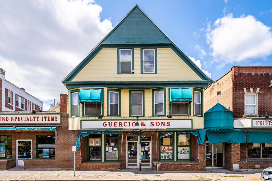 250 Grant St, Buffalo, NY à vendre - Photo du bâtiment - Image 2 de 52