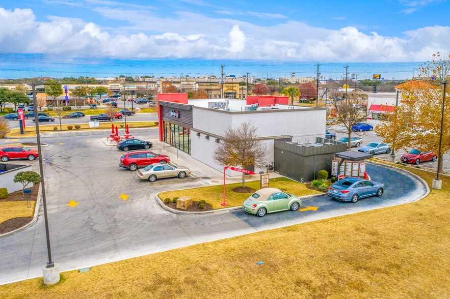 Wendy's, San Antonio, TX for sale - Building Photo - Image 2 of 5