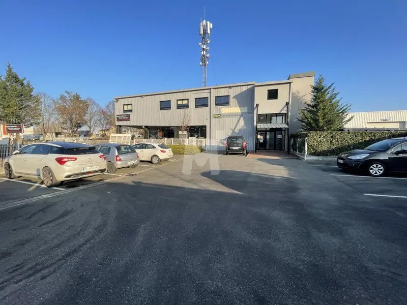 Bureau dans Brétigny-sur-Orge à louer Photo du bâtiment- Image 1 de 7