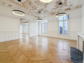 Plus de détails pour 29 Boulevard D'Athenes, Marseille - Bureau à louer