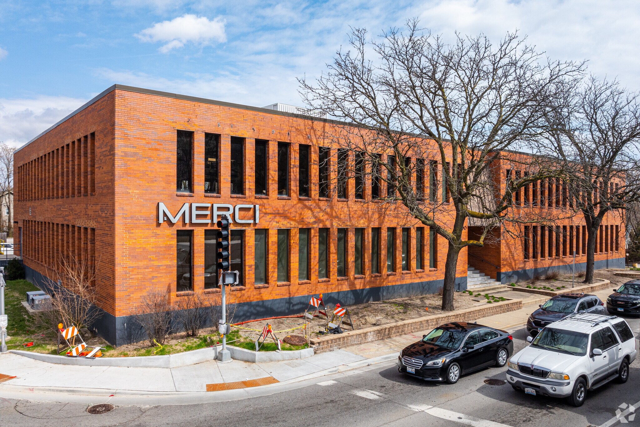 1500 W Higgins Rd, Park Ridge, IL à louer Photo du bâtiment- Image 1 de 5