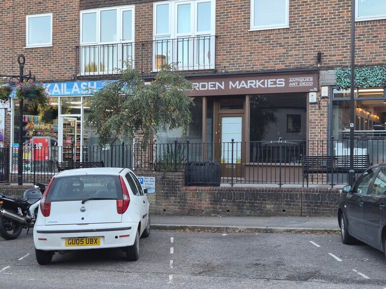 Hartfield Rd, Forest Row à vendre - Photo du bâtiment - Image 2 de 7