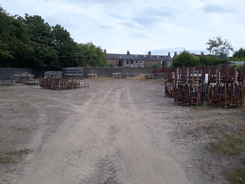 Balunie Dr, Dundee à louer - Photo du bâtiment - Image 3 de 3