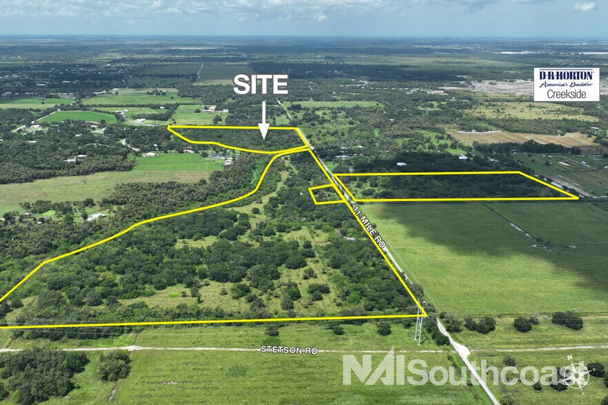 Eleven Mile Rd, Fort Pierce, FL à vendre - Photo du bâtiment - Image 3 de 6