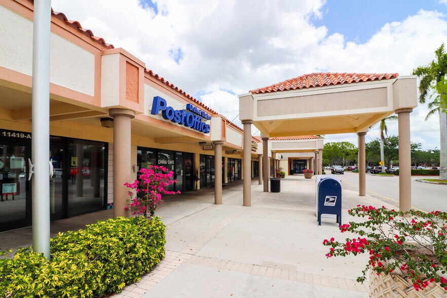 11383-11445 Palmetto Park Rd, Boca Raton, FL à louer - Photo du bâtiment - Image 3 de 10