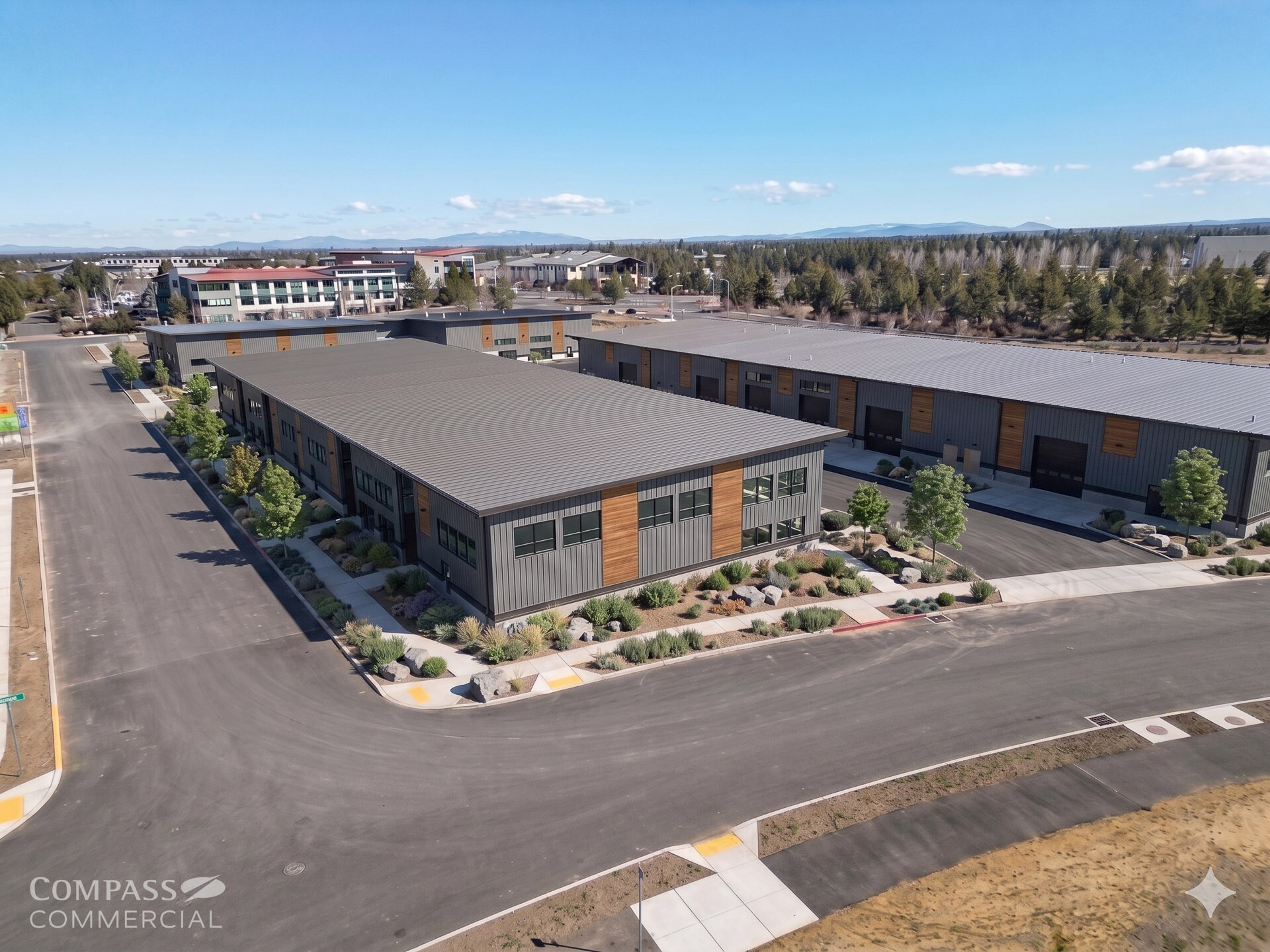 NWC of Cooley Rd. & 18th St., Bend, OR à louer Photo du bâtiment- Image 1 de 7