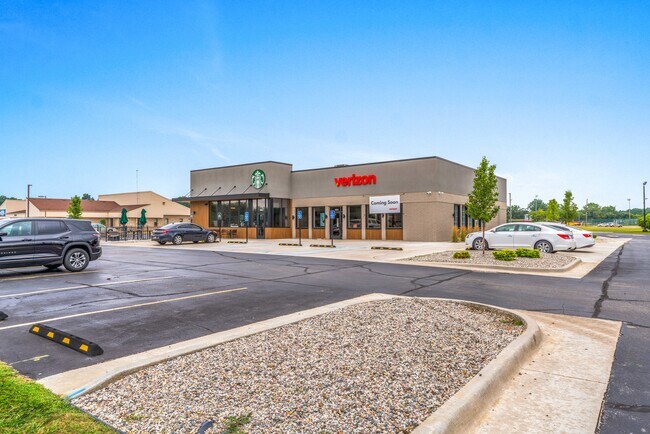 More details for 6301 Dixie Hwy, Bridgeport, MI - Retail for Sale