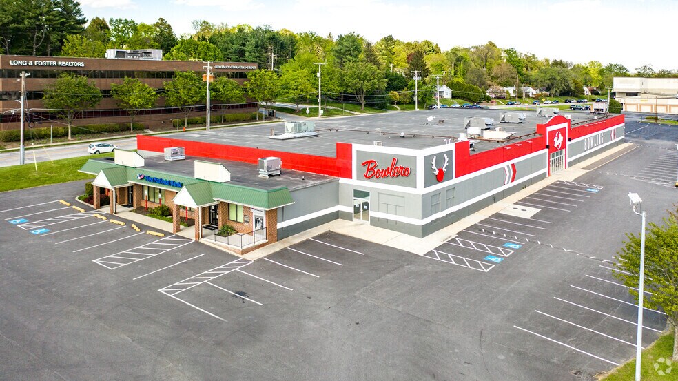 2165 York Rd, Timonium, MD à louer - Photo du bâtiment - Image 1 de 10