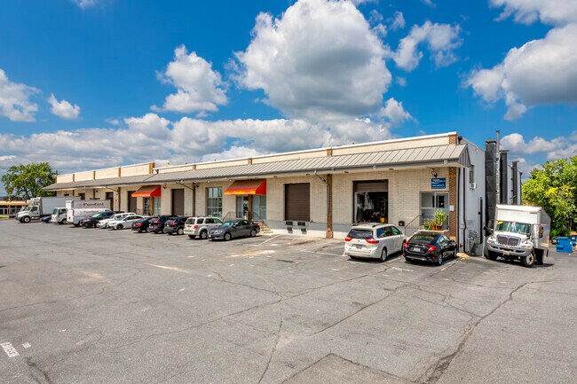 Plus de détails pour 1000-1082 Taft St, Rockville, MD - Industriel à louer