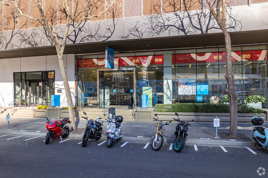 211 Main St, San Francisco, CA à louer - Photo du bâtiment - Image 3 de 4