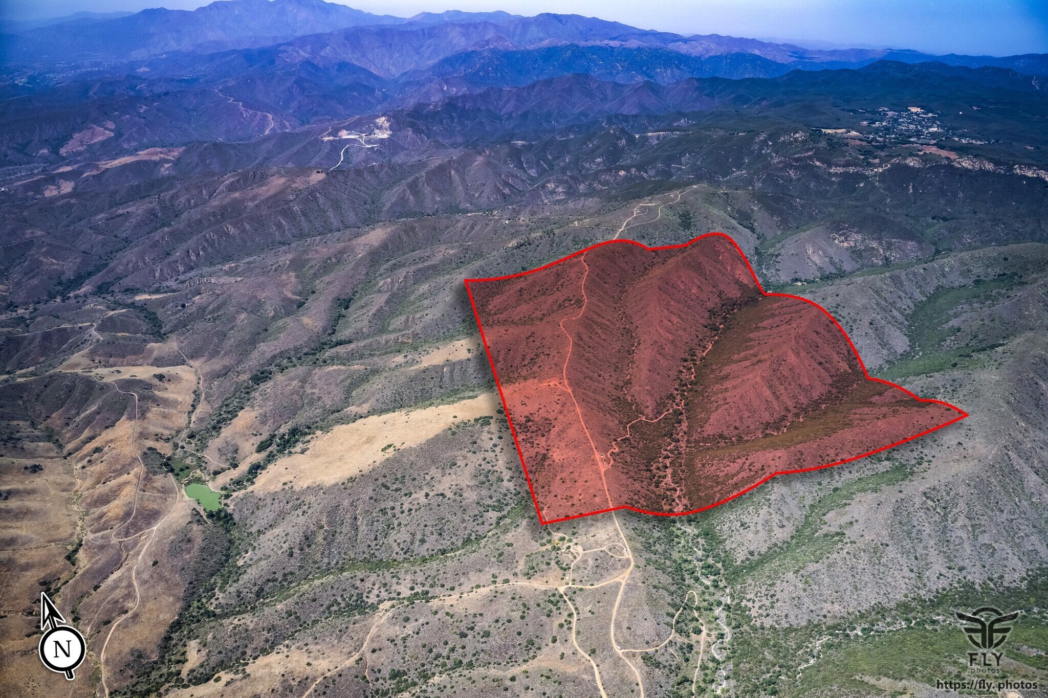 Terrain dans Lake Elsinore, CA à vendre Photo principale- Image 1 de 11