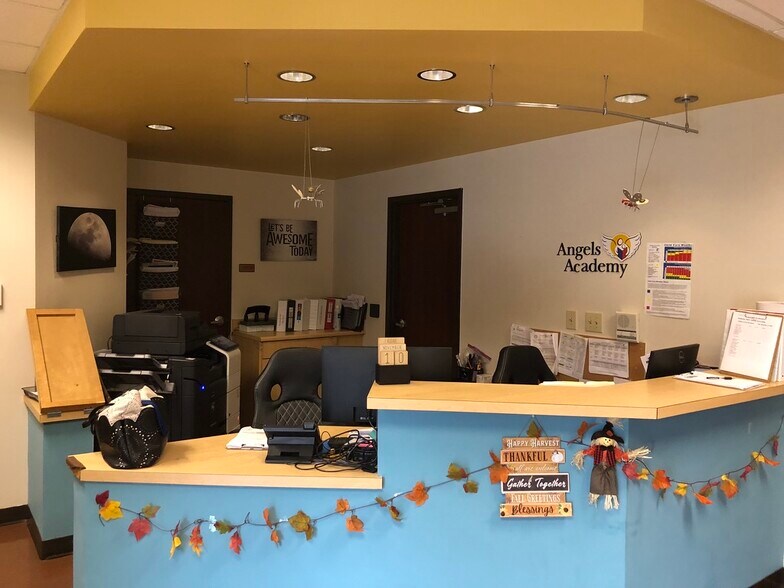 5845 Campbellton Rd SW, Atlanta, GA à vendre - Photo intérieure - Image 3 de 23